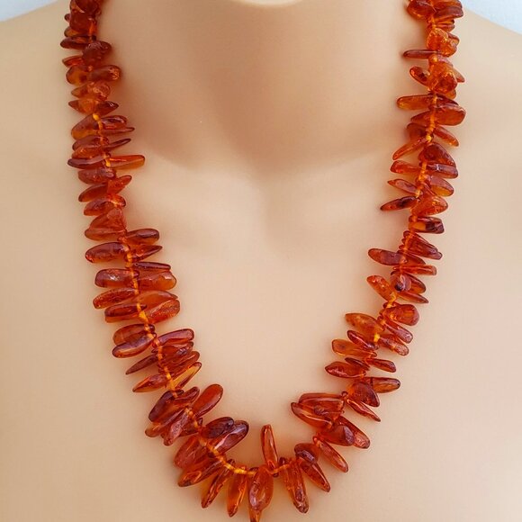 1990-S? VINTAGE LONG BEADS BALTIC AMBER NECKLACE. - Picture 2 of 3